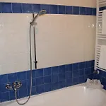 Casa A Diano Con Giardino