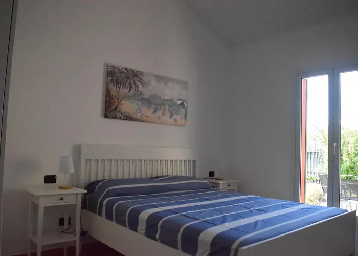 Apartment Casa A Diano Con Giardino Diano Marina