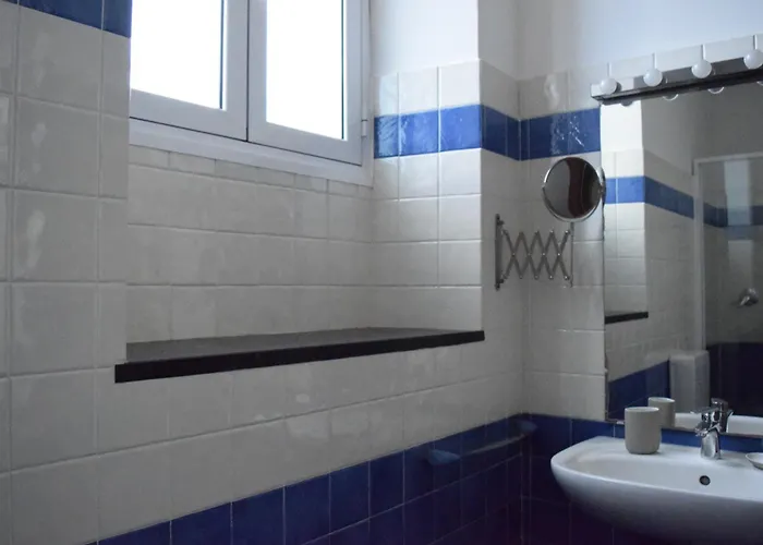 アパート Casa A Diano Con Giardino ディアーノ・マリーナ